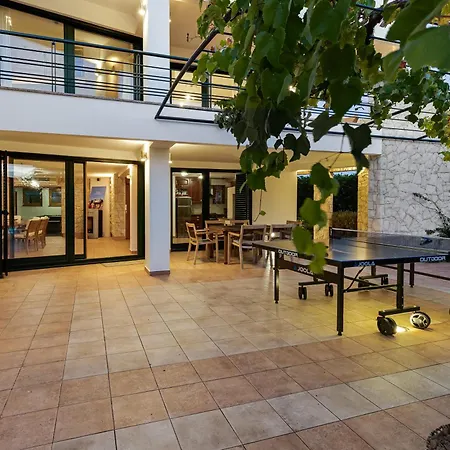 Paradise In With 6 Bedrooms, Pool And Gaming וילה *