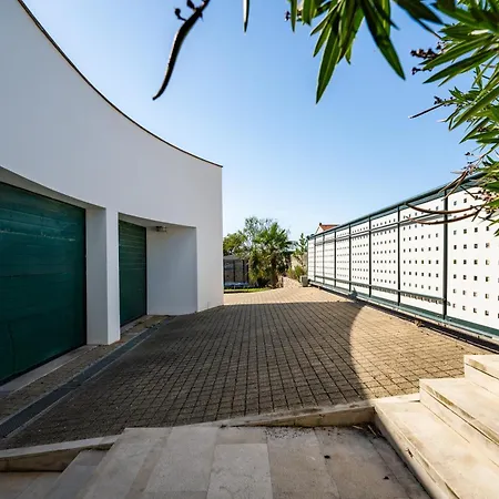 וילה Paradise In With 6 Bedrooms, Pool And Gaming זאדאר