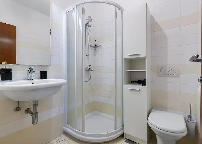 Paradise In With 6 Bedrooms, Pool And Gaming * Zadar