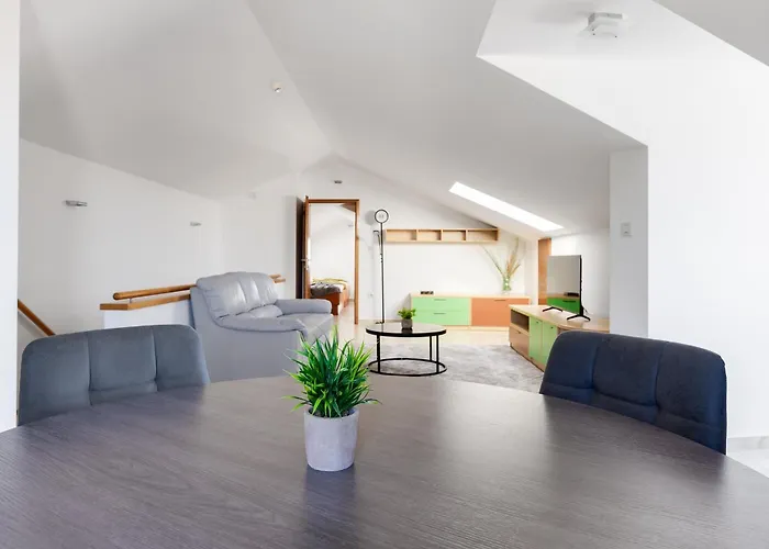 빌라 Paradise In With 6 Bedrooms, Pool And Gaming 자다르