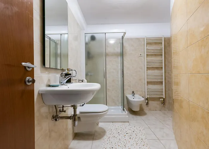 Paradise In With 6 Bedrooms, Pool And Gaming Vila