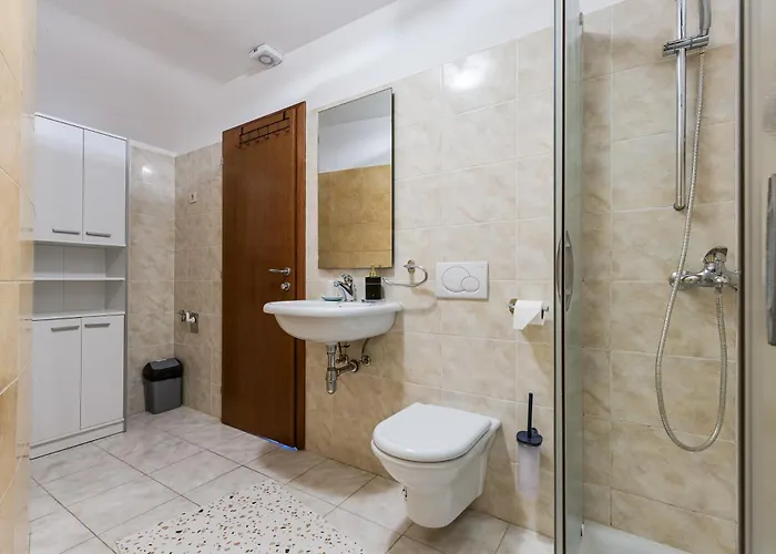 Vila Paradise In With 6 Bedrooms, Pool And Gaming *