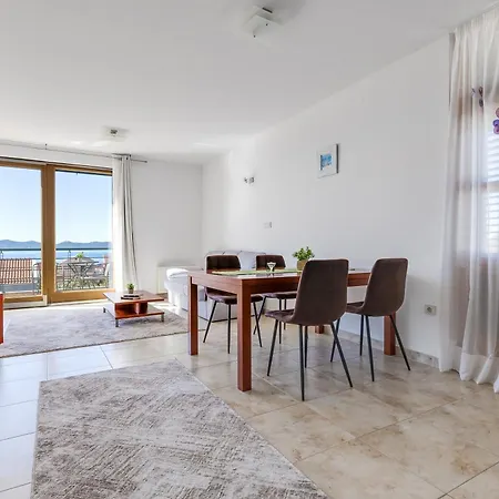Paradise In With 6 Bedrooms, Pool And Gaming Ζαντάρ