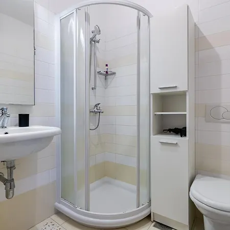 Paradise In With 6 Bedrooms, Pool And Gaming * Ζαντάρ