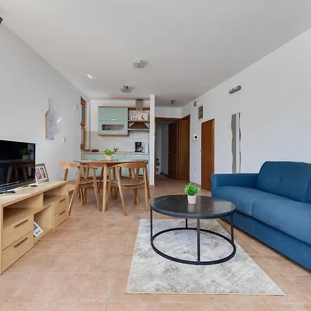 Paradise In With 6 Bedrooms, Pool And Gaming Βίλα