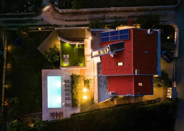 Paradise In With 6 Bedrooms, Pool And Gaming Villa Zadar